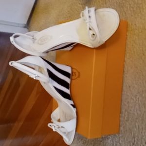 Tods wedge sandals